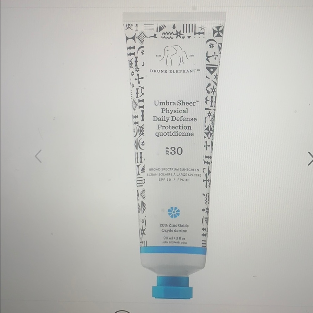 Drunk Elephant Umbra Sheer Daily defende SPF30